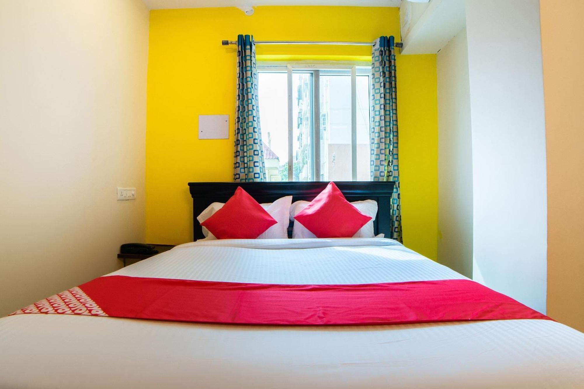 Super Hotel O White Ridge Sururnagar Екстериор снимка